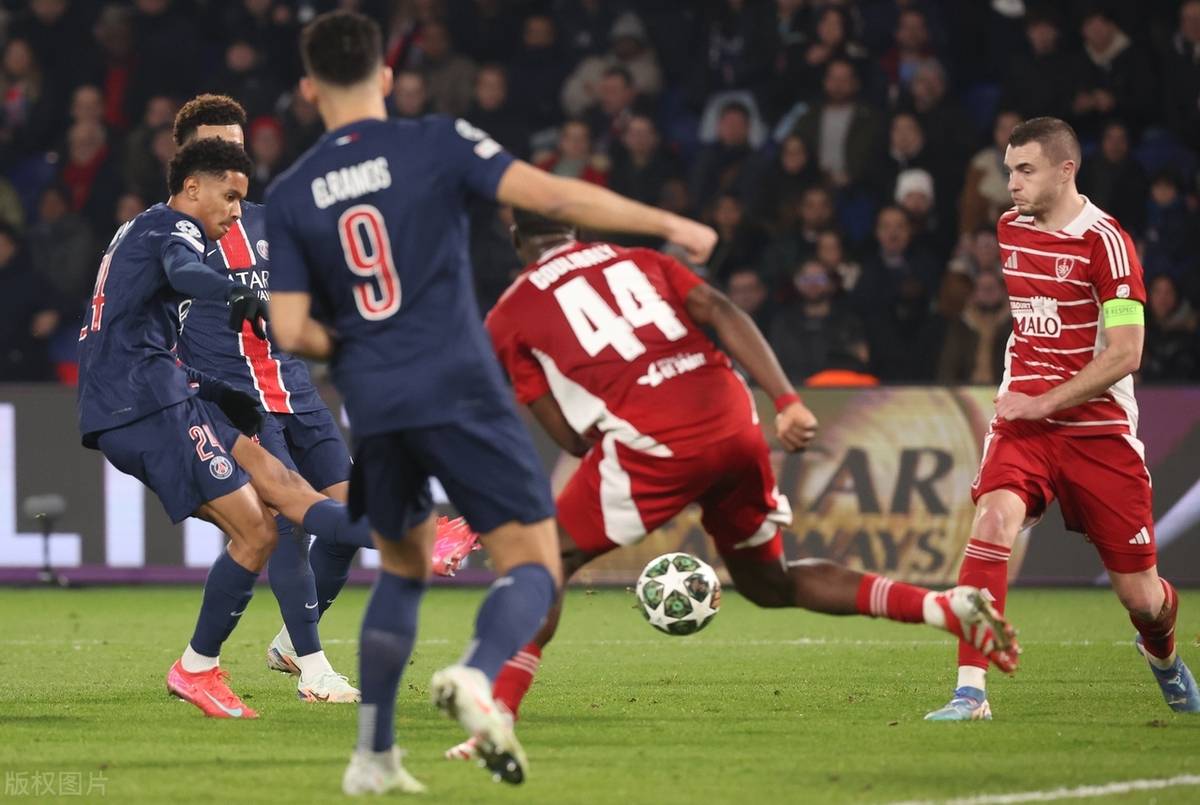 马德里竞技客场击败巴黎圣日耳曼，取得关键胜利的简单介绍