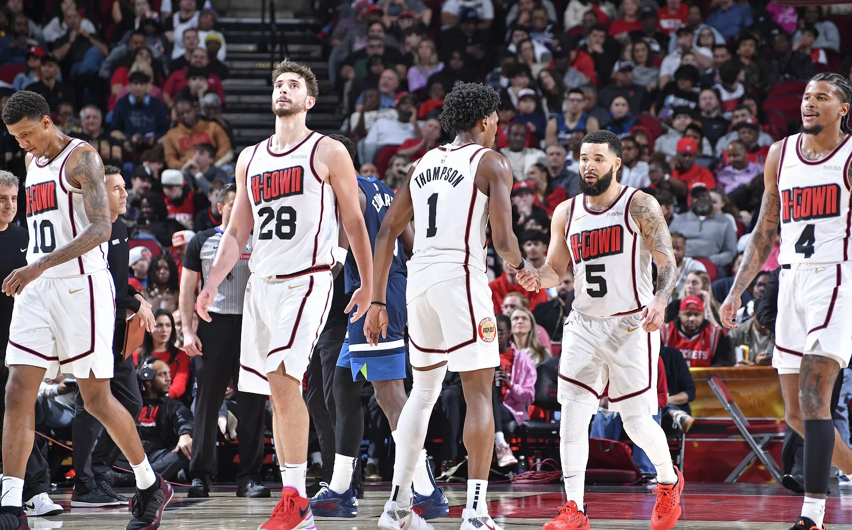 德布劳内巅峰对决，Rookie与50激战独行侠分钟，精彩发挥胜负难料！