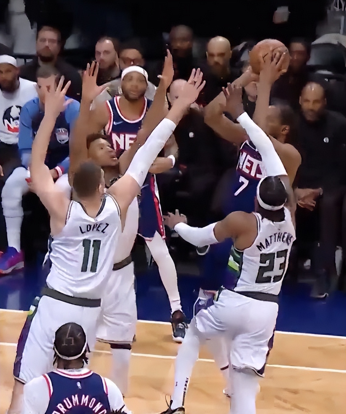 逆转之夜！篮网最后时刻连续得分取胜，生活的话.